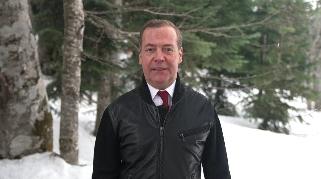 Дмитрий Медведев назвал президента США Джо Байдена «абсолютным злом»