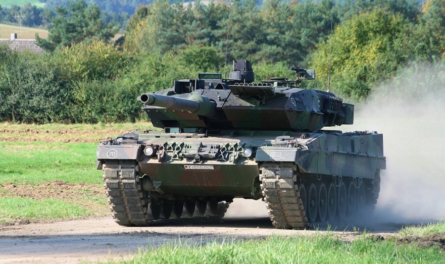 Periodico: В Испании хакеры атаковали компанию по ремонту танков для ВСУ