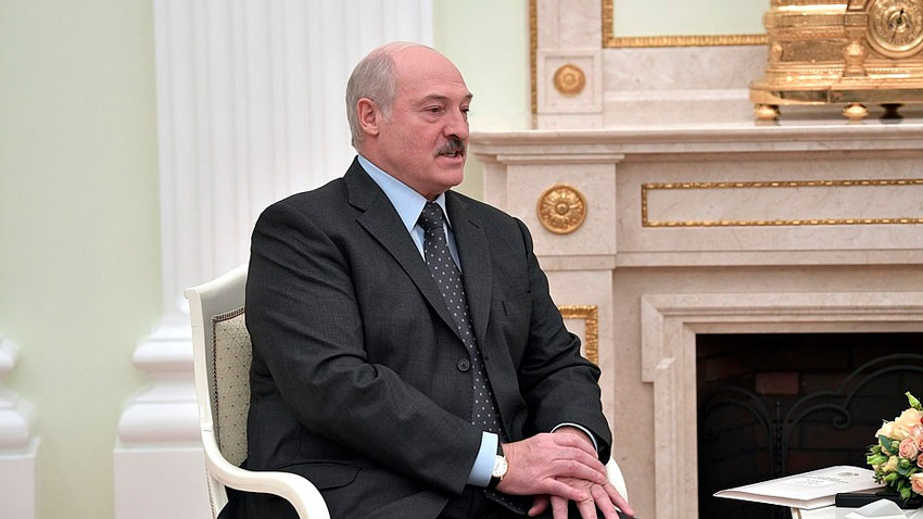 Лукашенко посоветовал Пашиняну более активно сотрудничать