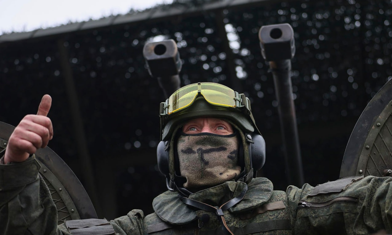 Радев: Конфликт на Украине стремится к эскалации из-за нарушения красных линий