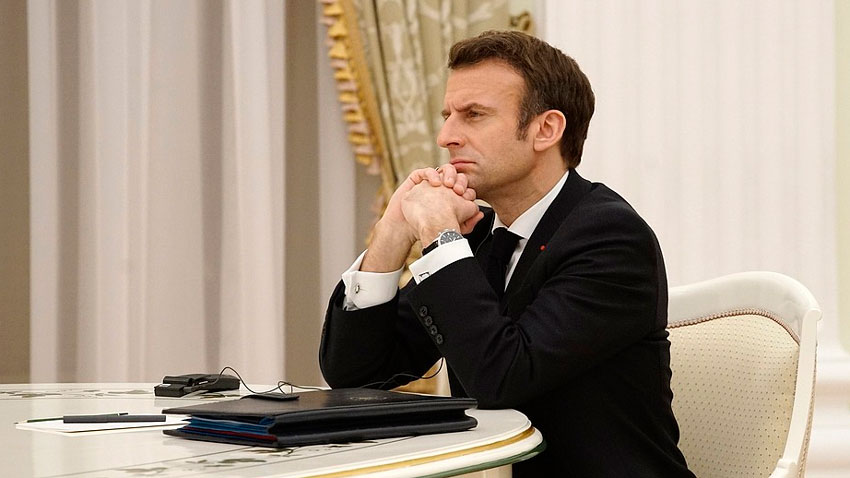 Ле Пен: Макрон готовит административный переворот во Франции