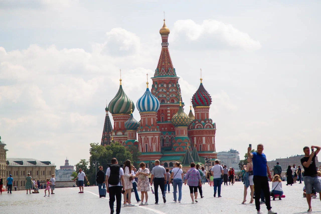 «Островок»: Москва стала самым популярным городом в РФ у иностранных туристов