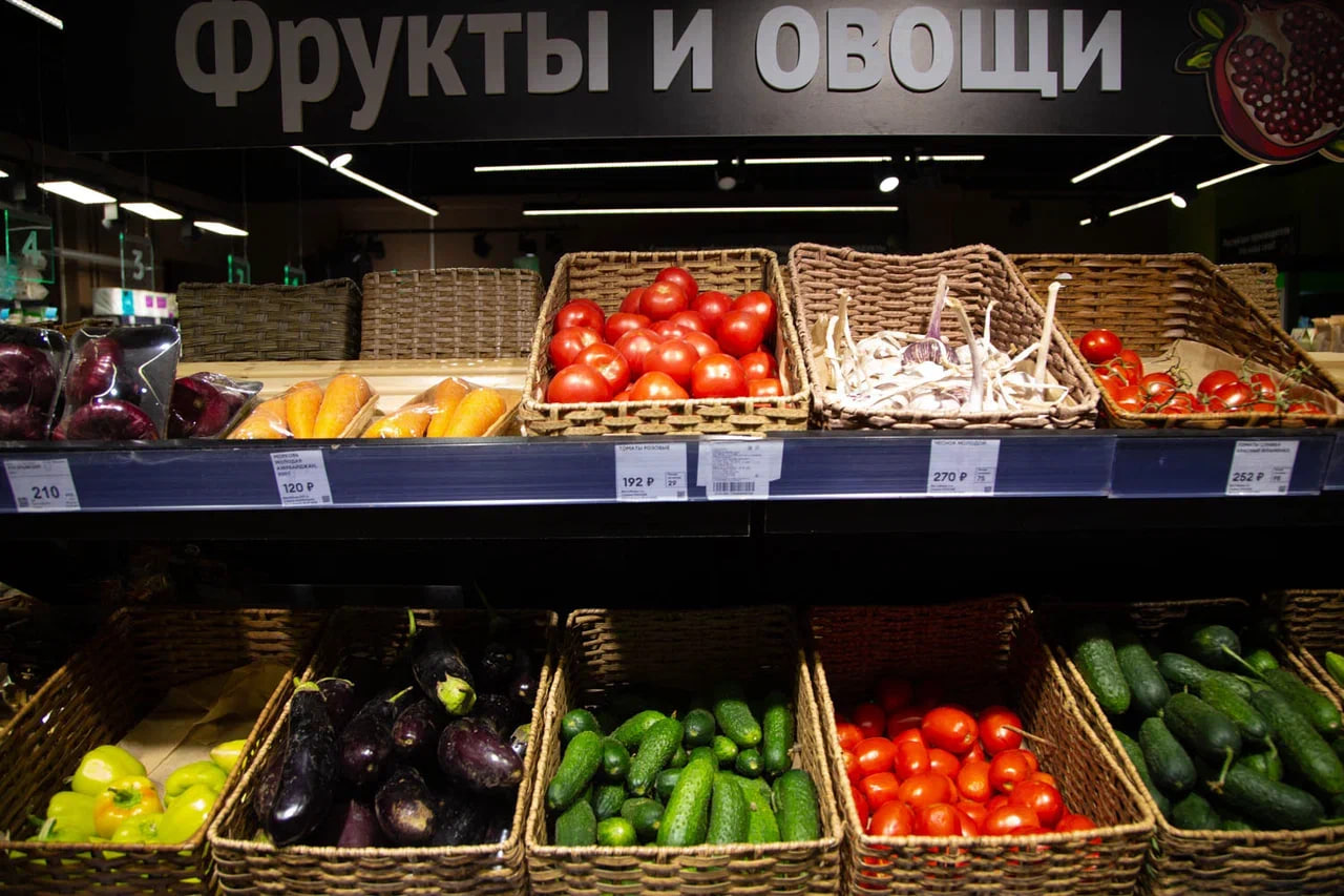 Финансист Матвеева советует запасать сезонные овощи для экономии на продуктах